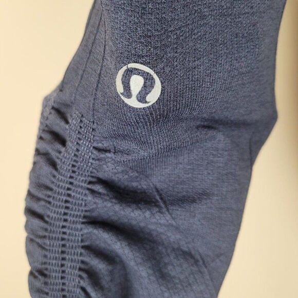 Lululemon Size 4 In The Flow Crop Seamless Leggings Inkwell Navy Blue - Picture 11 of 12
